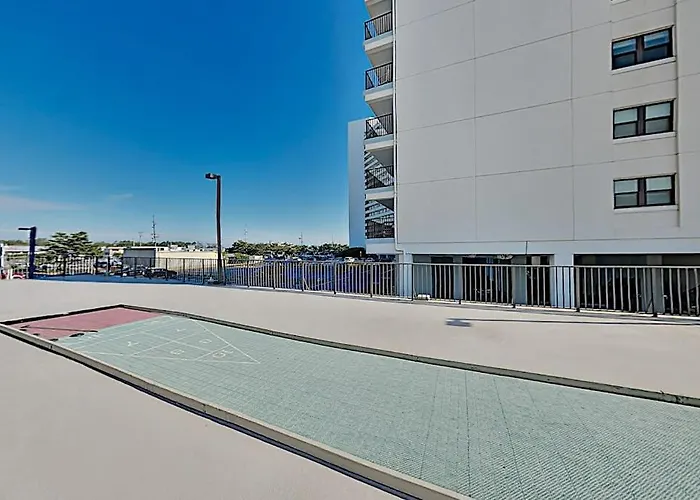 9400 Bldg #203 *